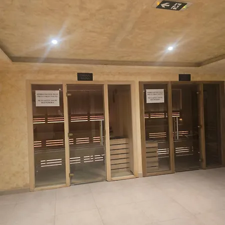 4n Lux & * ズラティボール